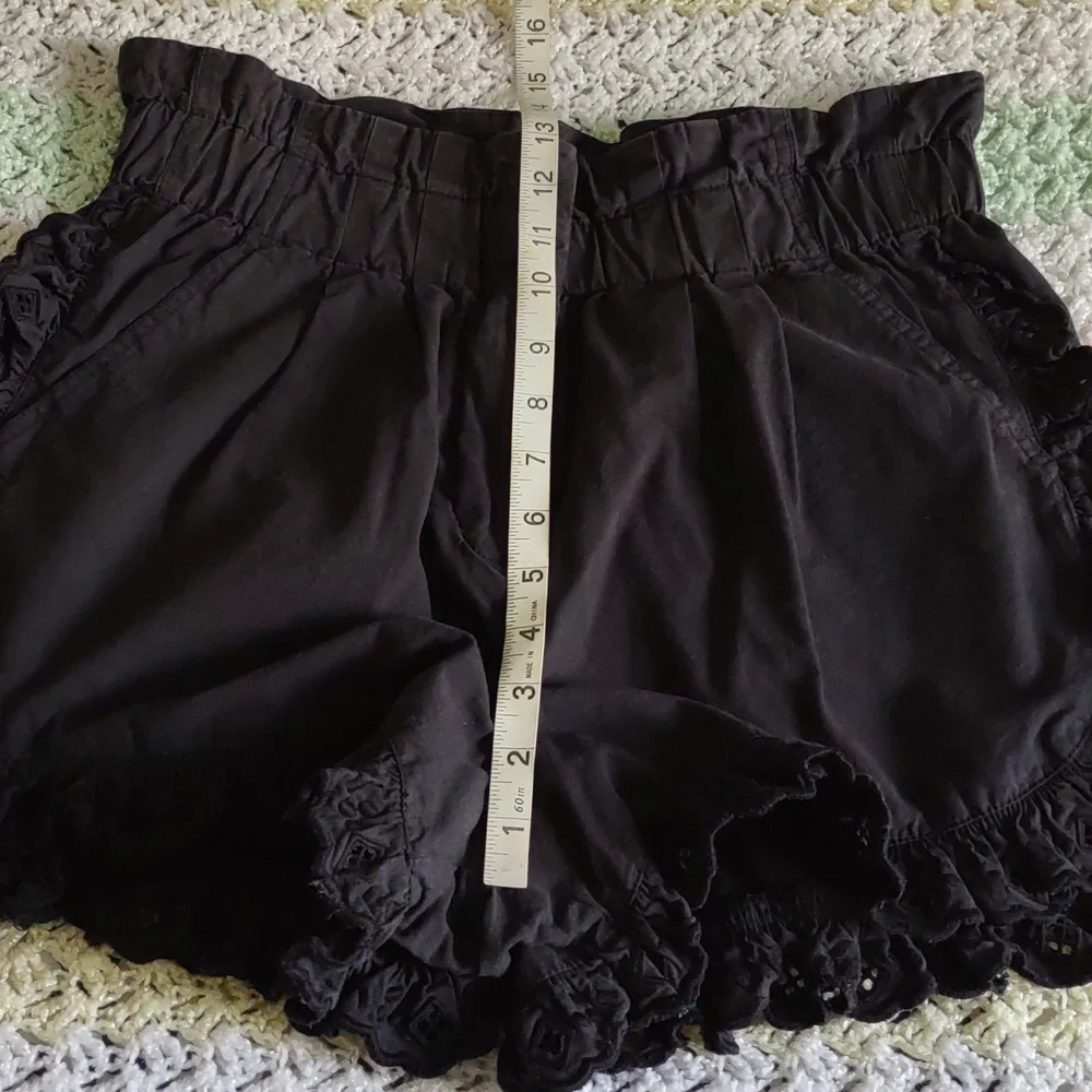 Sea New York Size 8 Kiara Light Black High Rise 100% Cotton Eyelet Shorts - Picture 12 of 16